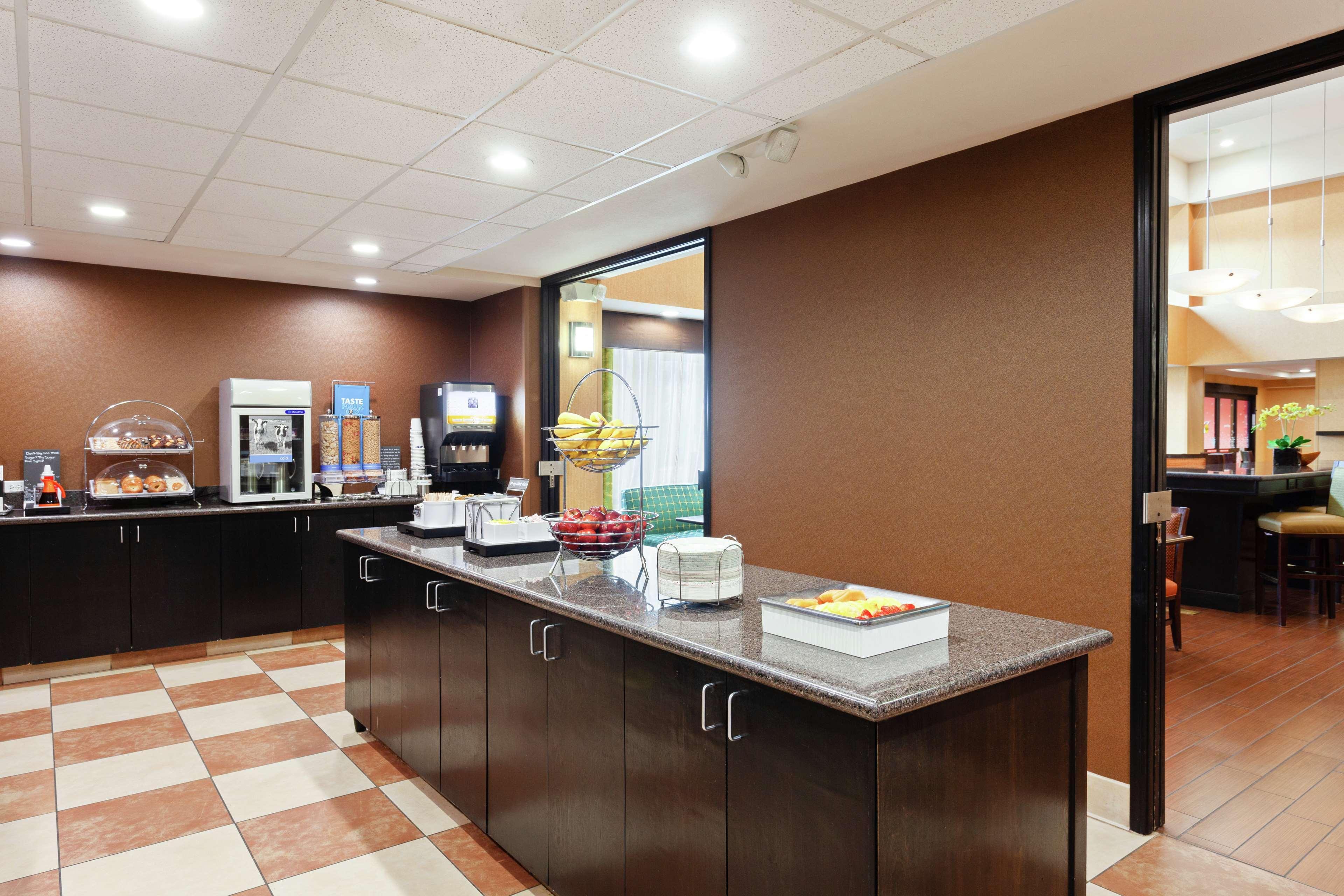 Hampton Inn & Suites Fresno - Northwest Herndon Dış mekan fotoğraf