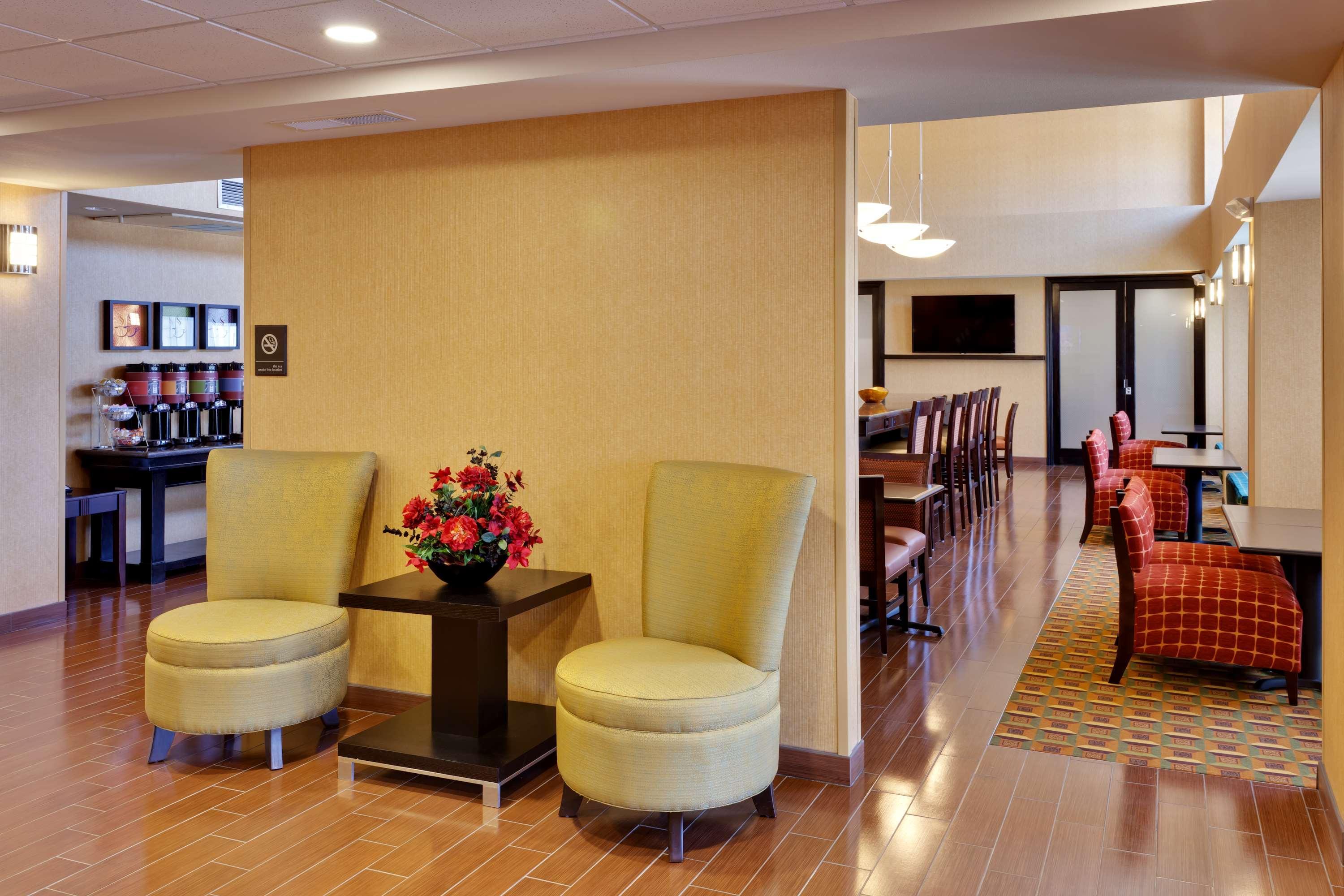 Hampton Inn & Suites Fresno - Northwest Herndon Restoran fotoğraf