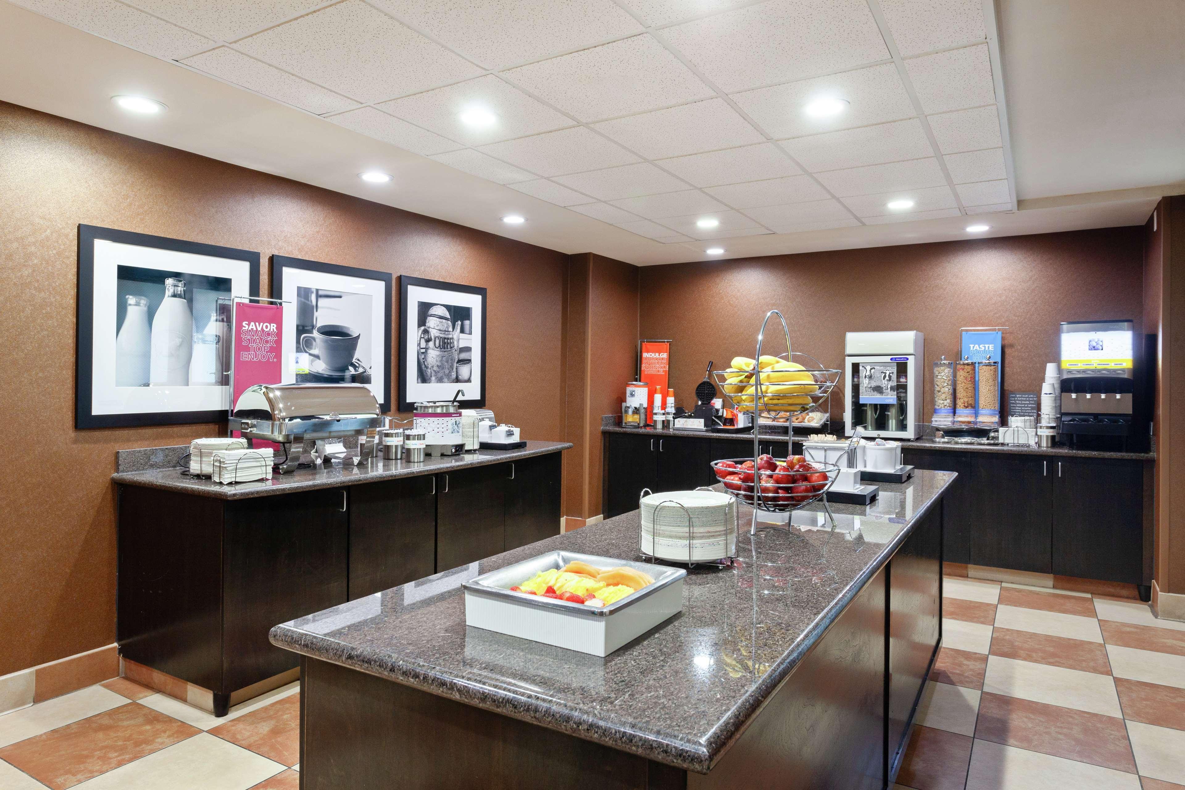 Hampton Inn & Suites Fresno - Northwest Herndon Dış mekan fotoğraf