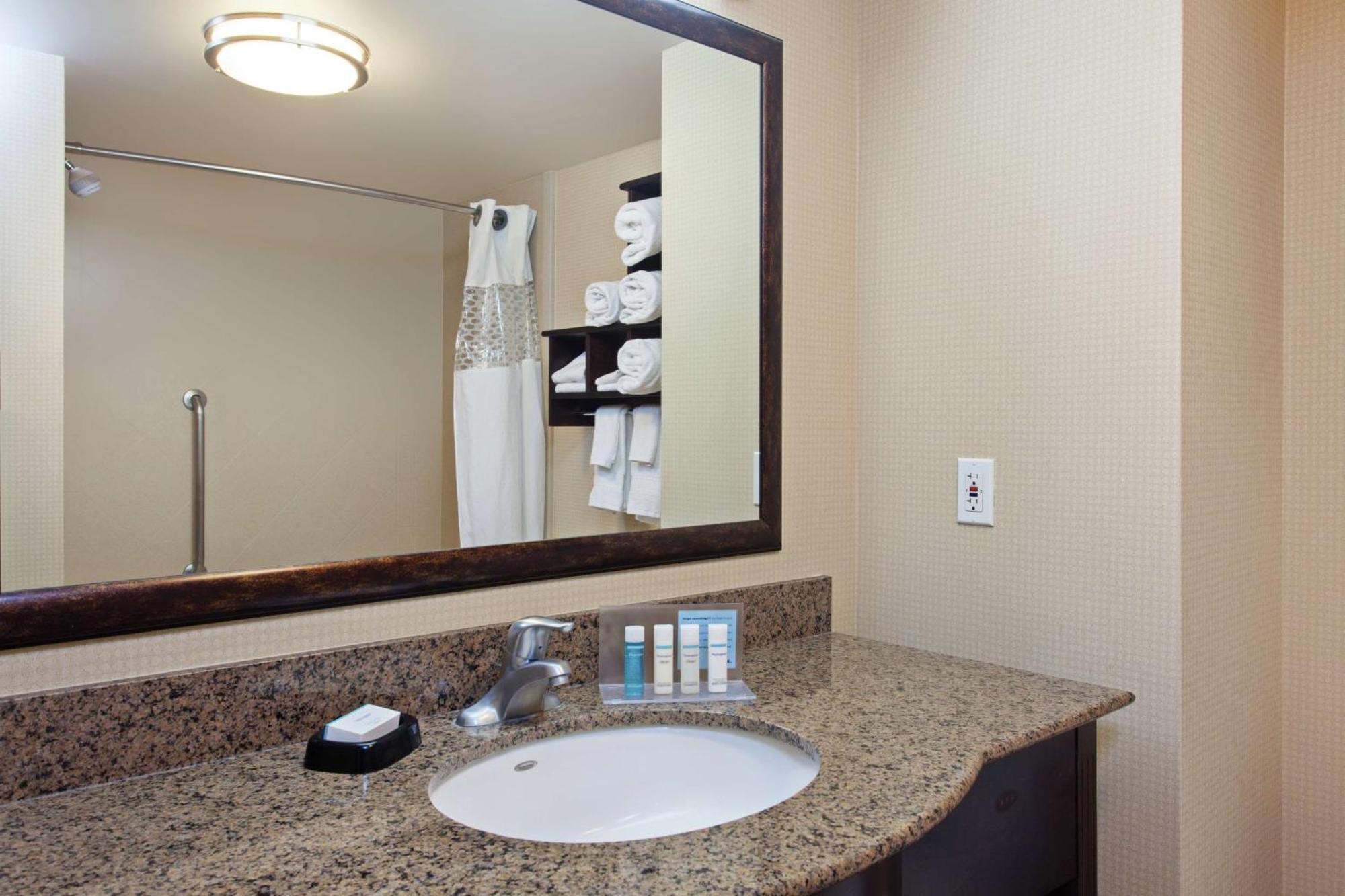Hampton Inn & Suites Fresno - Northwest Herndon Dış mekan fotoğraf